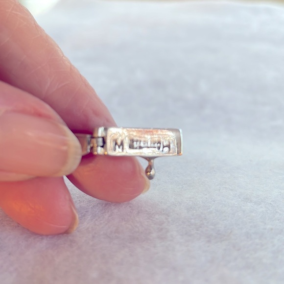 Turquoise Sterling Bracelet - Picture 4 of 8